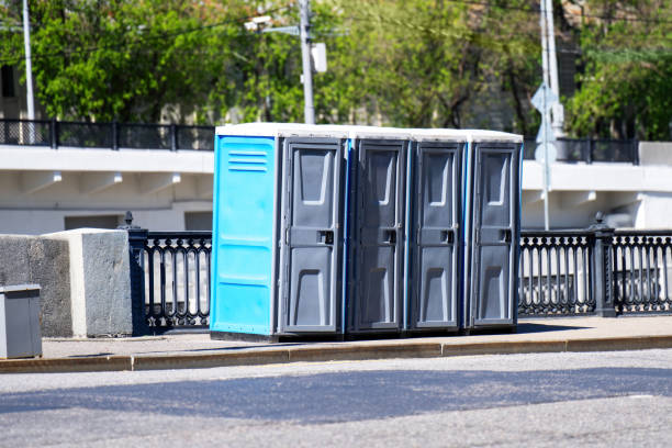 Best Restroom trailer rental cost  in Deerfield, MI